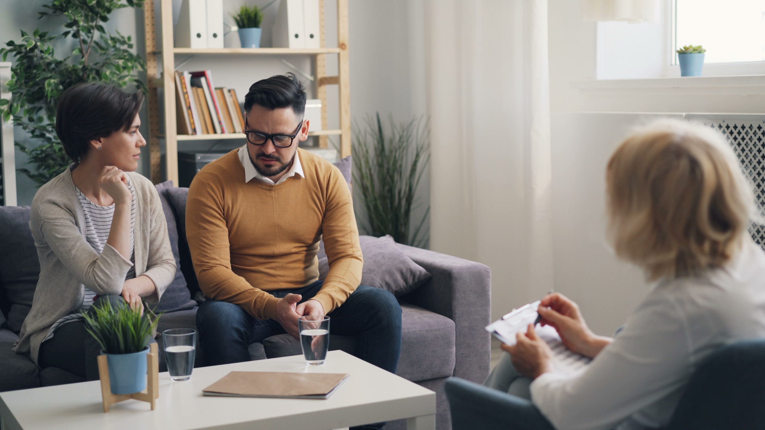 Conseiller DAP expliquant le calcul des droits de succession en Belgique